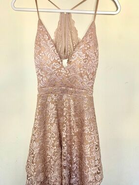 Champagne Lace V-Neck Spaghetti Strap Dress -Emerald Sundae Large